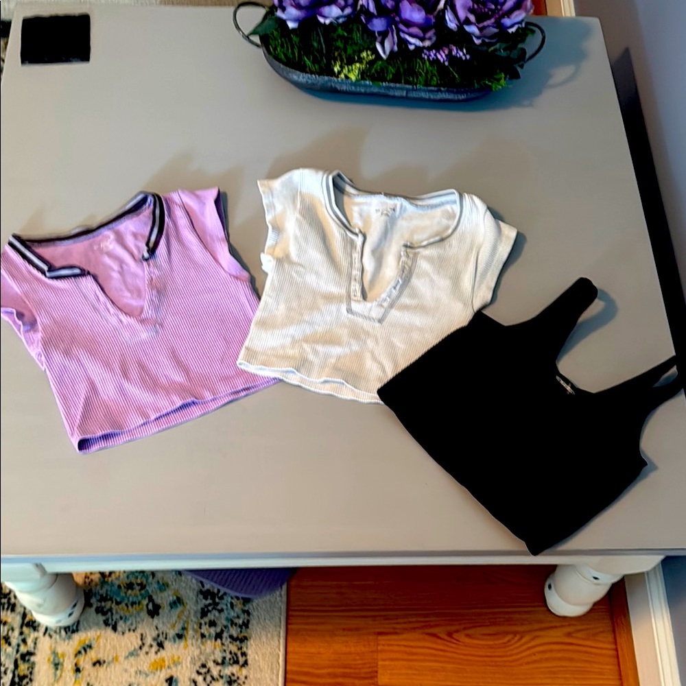Urban Outfitters Crop Tops Short Sleeve Fitted Stretch XS/S Lot of 3 tops
